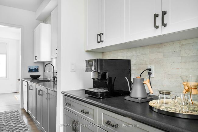 46 Francis St W, House other with 4 bedrooms, 3 bathrooms and 8 parking in Creemore ON | Image 10