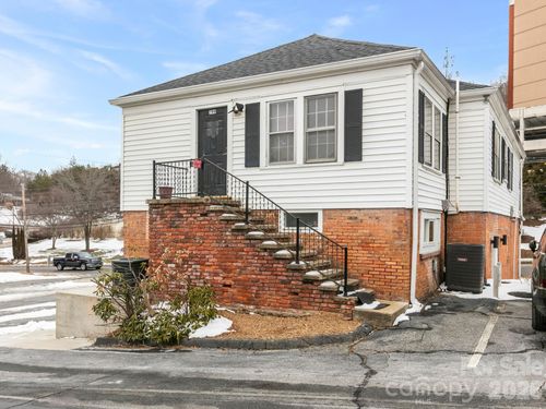 b-6 Doctors Park, Asheville, NC, 28801-4500 | Card Image