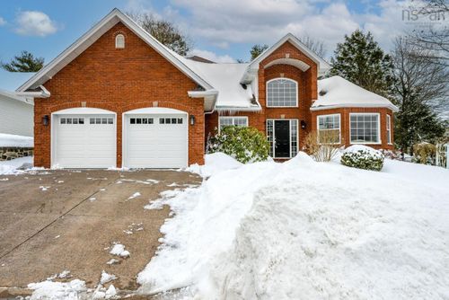 19 Quinn Crt, Bedford, NS, B4A4B3 | Card Image