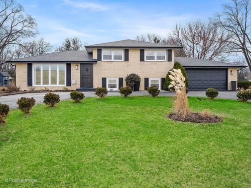 20W065 Frontage Rd, Lemont, IL, 60439-8827 | Card Image