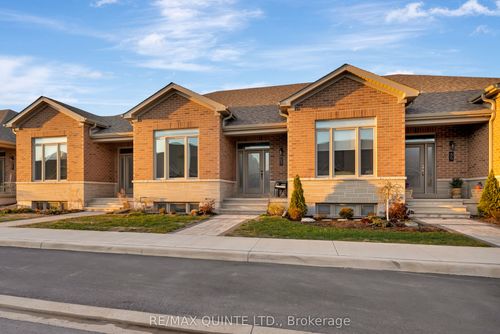 63 Athabaska Dr, Belleville, ON, K8N0T1 | Card Image
