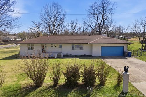 8726 14th St, Tulsa, OK, 74112-7920 | Card Image