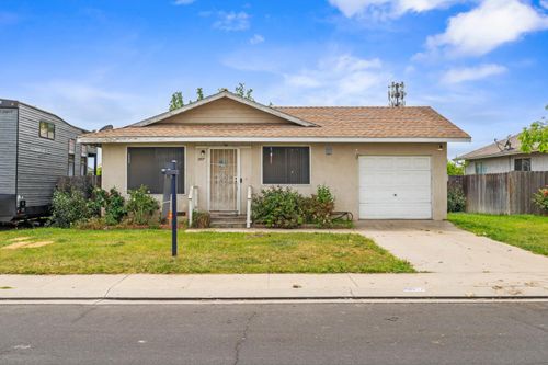 2817 5th St, Hughson, CA, 95326-8030 | Card Image