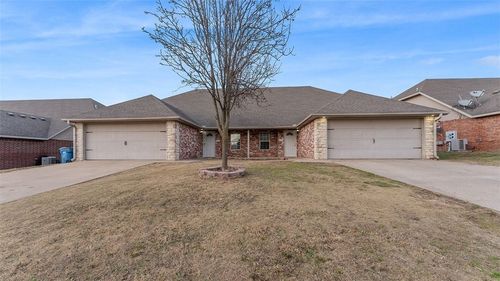 3000 Sw Windrift Ave, Bentonville, AR, 72713-8484 | Card Image