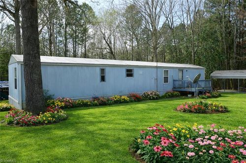 2285 Forest Hills Dr, Asheboro, NC, 27205-1840 | Card Image