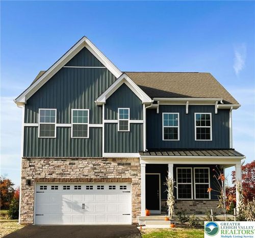 2041 Gregory Dr, ALLENTOWN, PA, 18103-5555 | Card Image