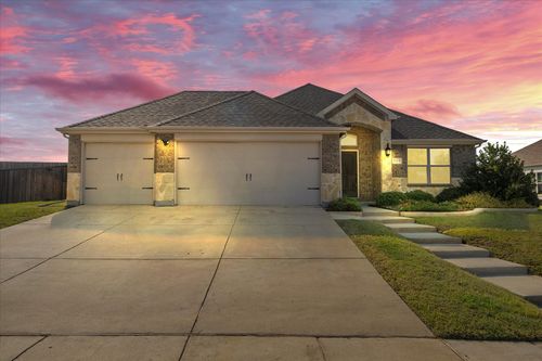319 Jasmine Dr, Royse City, TX, 75189-7052 | Card Image