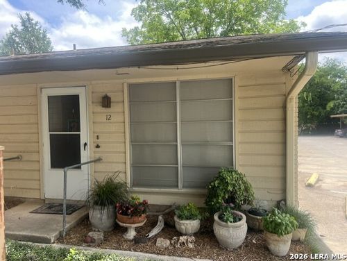 12-624 N Main St, Boerne, TX, 78006-1653 | Card Image