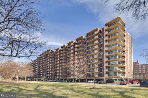 apt-201-1300 Army Navy Dr, ARLINGTON, VA, 22202-2031 | Card Image