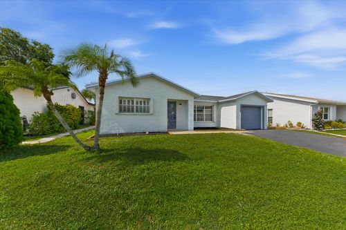 7198 E Pine Forest Cir Circle E, Lake Worth, FL, 33467 | Card Image