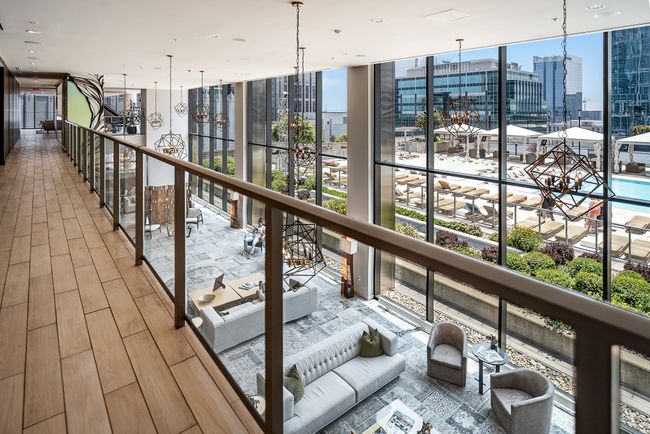 Known for its exceptional amenities, 505 offers beautifully appointed indoor and outdoor spaces, seen here from the owners’ lounge on the 8th floor. | Image 42