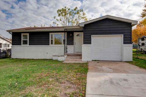 2234 N Fay Ave, Springfield, MO, 65803-1639 | Card Image