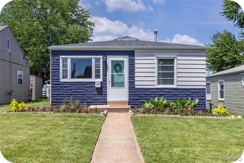 5211 Parker Ave, Saint Louis, MO, 63139-1339 | Card Image