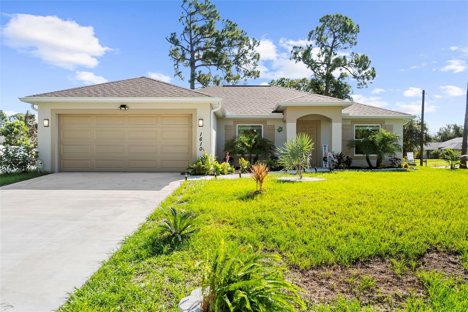 Pierpoint St, North Port, FL 34288