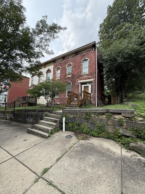 129 14th St, Wheeling, WV, 26003-3401 | Card Image