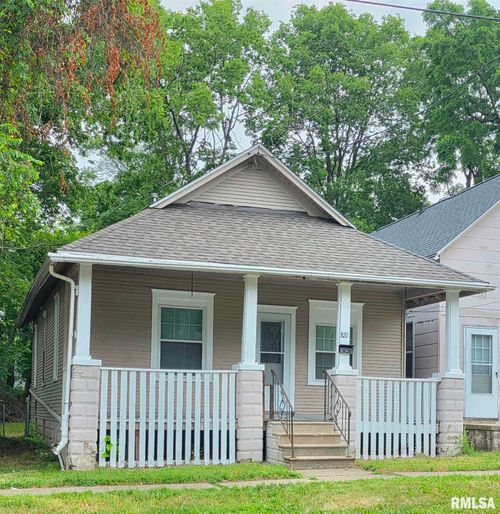 821 W Mcclure Ave, Peoria, IL, 61604-3357 | Card Image