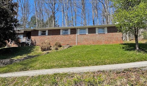 103 Goad Dr, Clendenin, WV, 25045 | Card Image