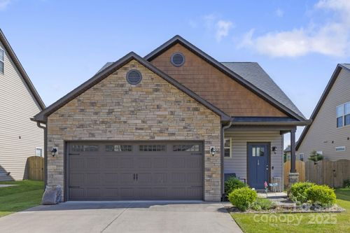 19 Wetland Way, Arden, NC, 28704-0748 | Card Image