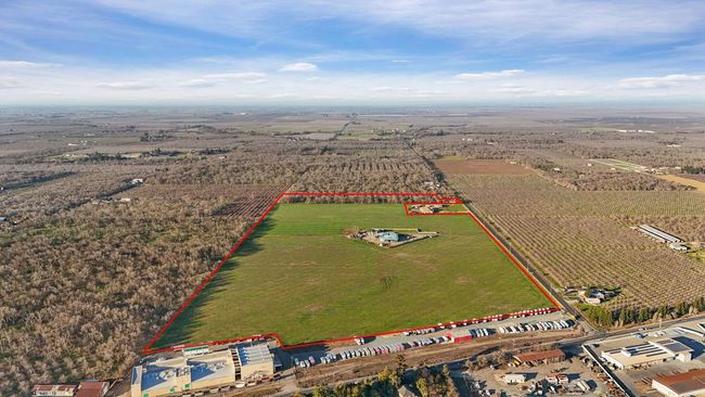 5725 N Wall Rd, House other with 2 bedrooms, 1 bathrooms and null parking in Linden CA | Image 5