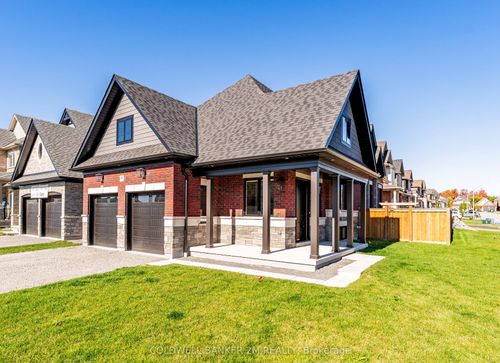 10 St Augustine Dr, Whitby, ON, L1M0L7 | Card Image