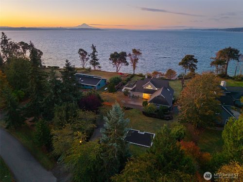 12388 Ne Marine View Dr, Kingston, WA, 98346-9159 | Card Image