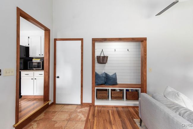 Garage Entry / Family Room. | Image 16
