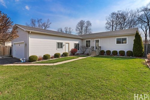 39 Lippincott Rd, Fox Lake, IL, 60020-1617 | Card Image