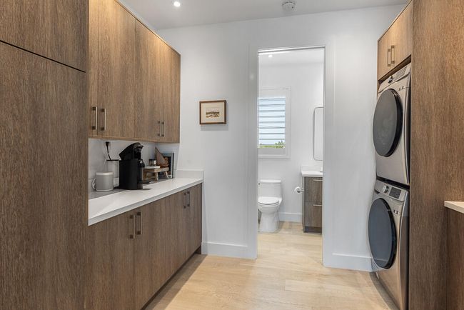 150-S-Bahama-Drive-pantry-laundry-area-a | Image 25
