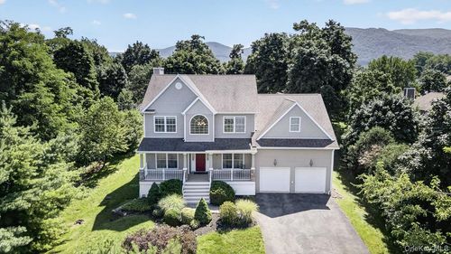 2 Archer Ave, Beacon, NY, 12508-3756 | Card Image