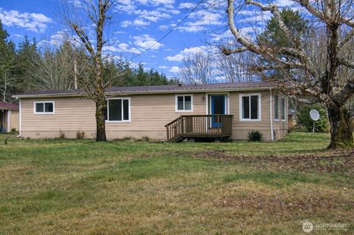218 Bowes Rd, Hoquiam, WA, 98550-9418 | Card Image