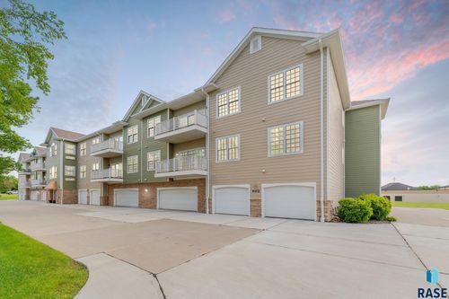 208-6112 Avalon Ave, Sioux Falls, SD, 57108 | Card Image