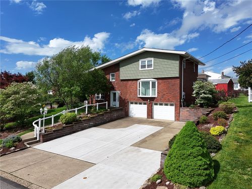 118 Tangelo Dr, Jefferson Hills, PA, 15025-3415 | Card Image