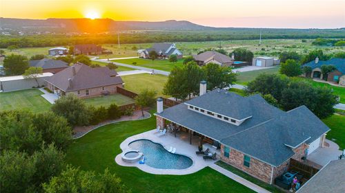 157 Coates Ave, Tuscola, TX, 79562-3728 | Card Image