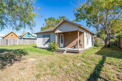 4117 Summit Dr, Corpus Christi, TX, 78418-3135 | Card Image