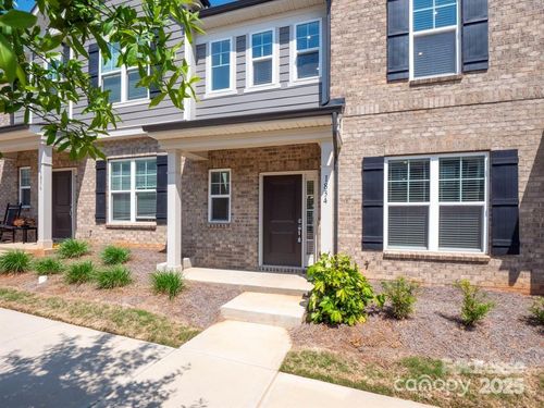 1834 Teachers House Rd Nw, Concord, NC, 28027-9812 | Card Image