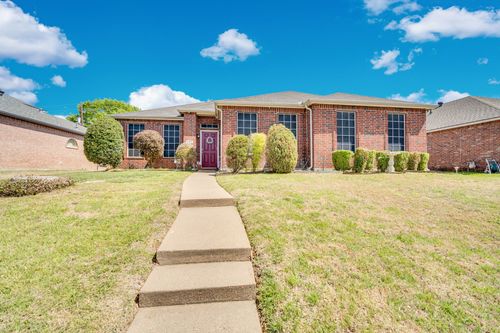 622 Hugh Walker Dr, Mesquite, TX, 75149-2696 | Card Image
