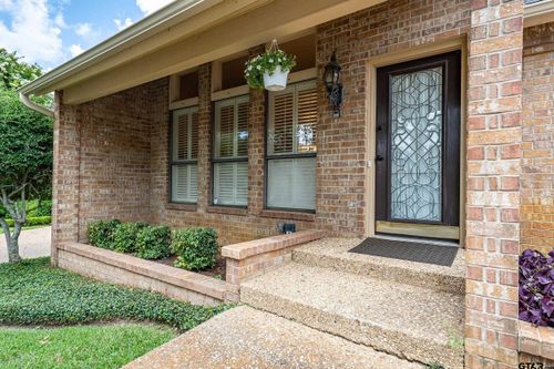 906 Woodhall Ct, Tyler, TX, 75703-1433 | Card Image
