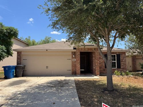 3618 Foster Mdws, San Antonio, TX, 78222-3557 | Card Image