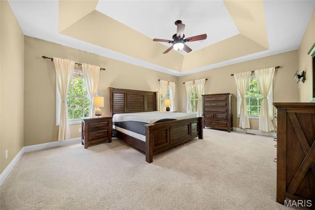 Primary Suite w/ coffered ceiling. | Image 20