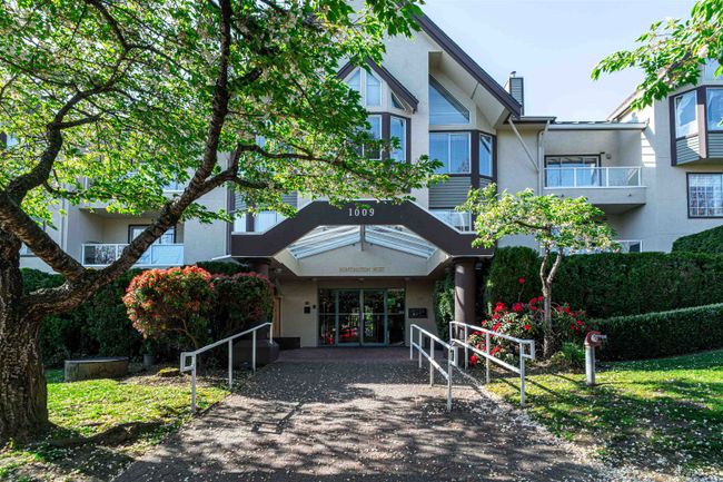 308 - 1009 Howay Street, Condo with 2 bedrooms, 2 bathrooms and 1 parking in New Westminster BC | Image 16