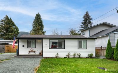 533 Fidalgo Street, House other with 3 bedrooms, 1 bathrooms and null parking in Sedro Woolley WA | Image 1