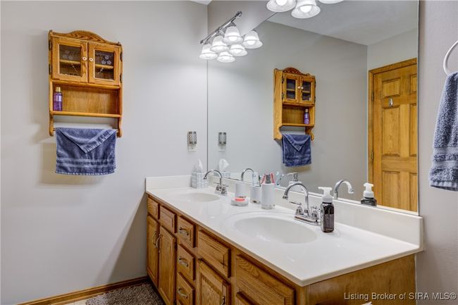 1475 Cedar Ln Nw, Home with 3 bedrooms, 3 bathrooms and null parking in Corydon IN | Image 19