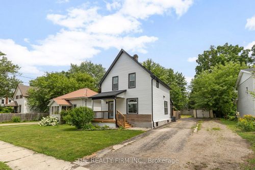 261 Nelson St, Stratford, ON, N5A2K5 | Card Image