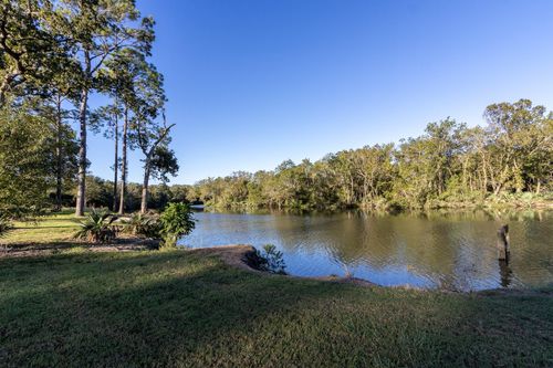 30 Ellis Rd, League City, TX, 77573-1720 | Card Image