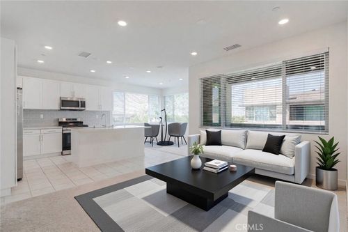5-3570 E Peckham Paseo, Ontario, CA, 91761 | Card Image