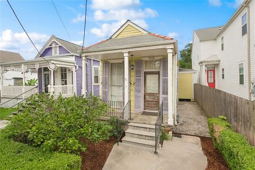 7523 Maple St, New Orleans, LA, 70118-5045 | Card Image