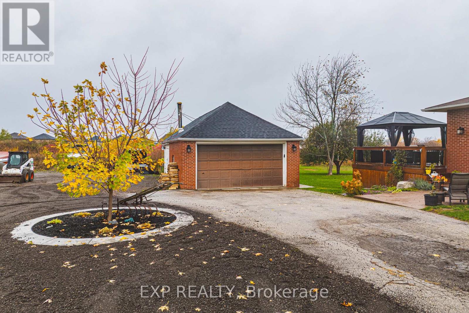 Residential in Hamilton (Gershome) 4
