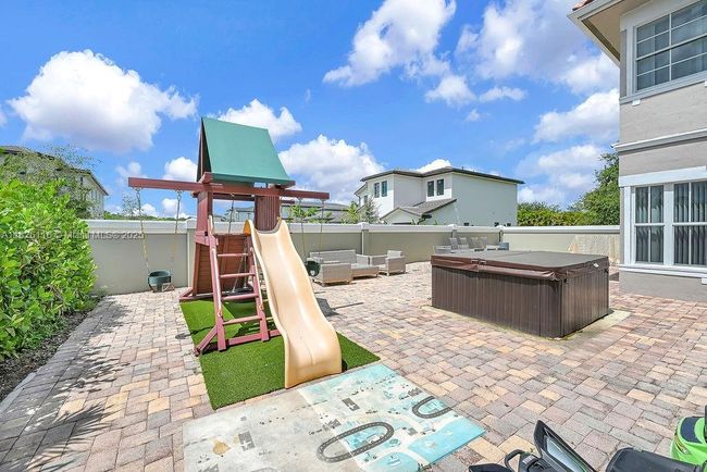 3521 Forest View Cir, House other with 5 bedrooms, 5 bathrooms and null parking in Fort Lauderdale FL | Image 53