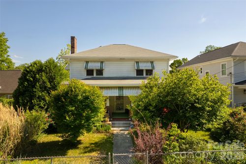 15 Walton Street, Asheville, NC, 28801 | Card Image