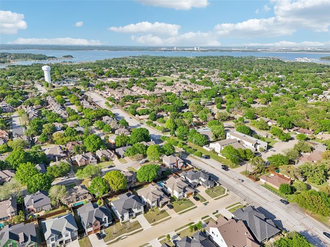 North Grapevine boasts proximity to Grapevine Lake, plus all of its trails and parks. The home is also close enough to downtown Grapevine to enjoy the festivities but not be caught in the traffic! | Image 36